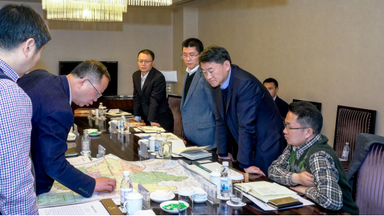 集团党委书记、董事长任丁会见峨边 县委书记谭焰一行